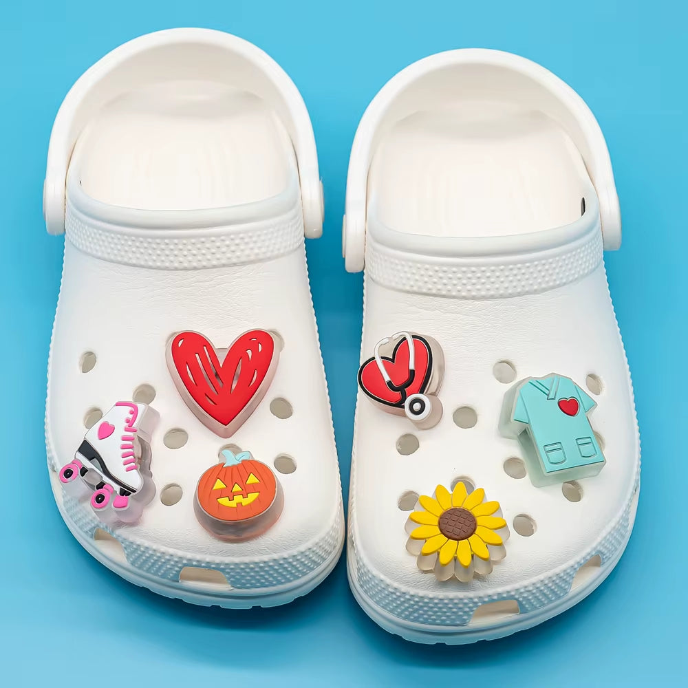 1Pcs Cute Owl Ladybug Cows Cat LED Shoe Charms Unicorn Gamepad Stethoscope Light up Shoe Decoration Sunflower Clog Pins