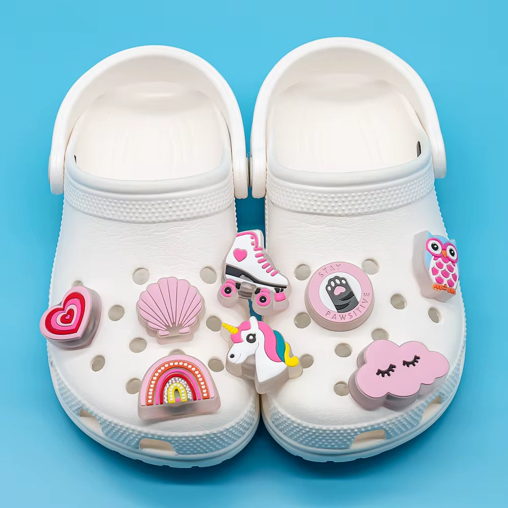 1Pcs Cute Owl Ladybug Cows Cat LED Shoe Charms Unicorn Gamepad Stethoscope Light up Shoe Decoration Sunflower Clog Pins